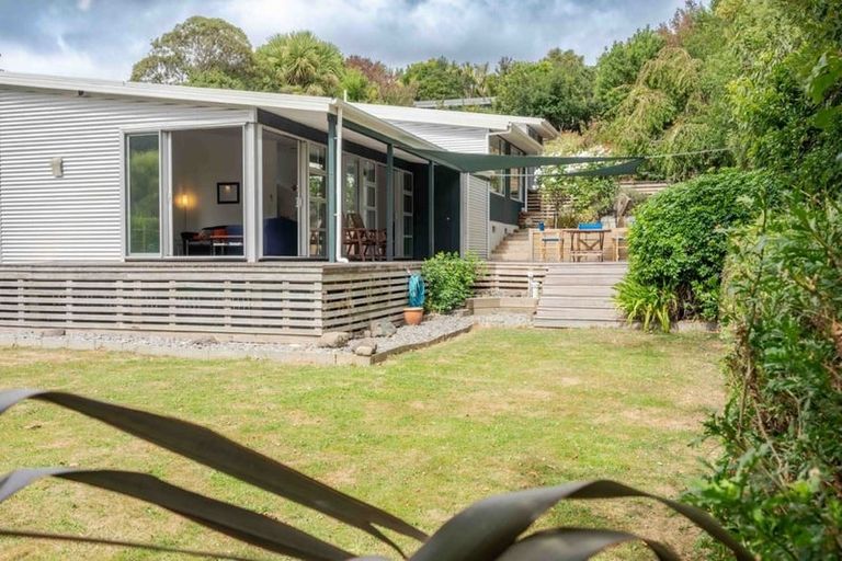 Photo of property in 52 Takamatua Valley Road, Takamatua, Akaroa, 7581