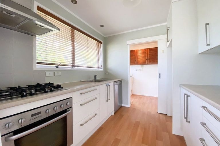 Photo of property in 1/12 Newstead Avenue, Browns Bay, Auckland, 0632