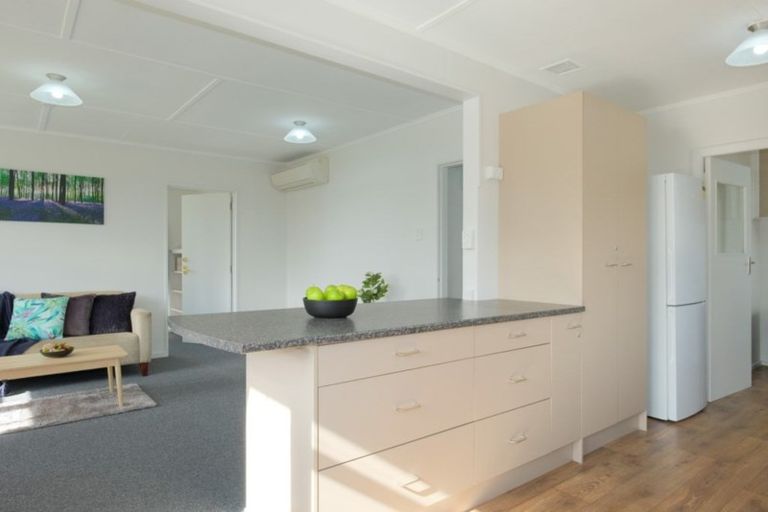 Photo of property in 14 Burgess Street, Green Island, Dunedin, 9018