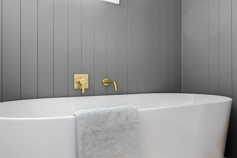 Photo of property in 2/40b Saint Martins Road, Saint Martins, Christchurch, 8022