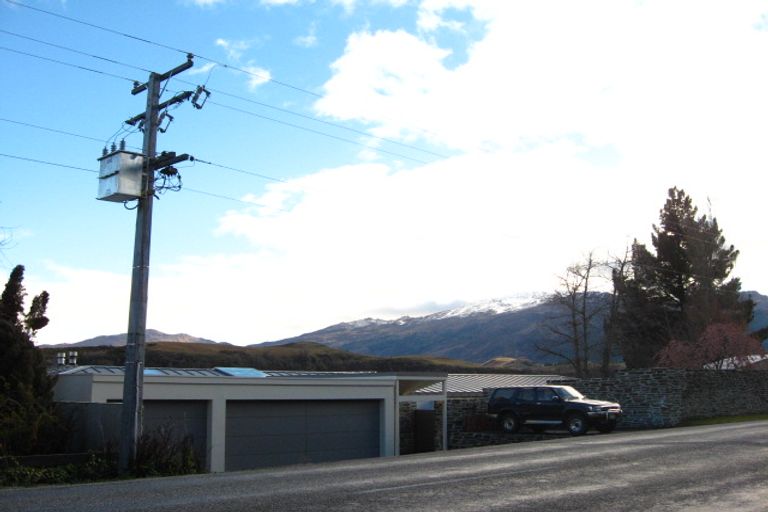 Photo of property in 111 Arrowtown-lake Hayes Road, Lake Hayes, Queenstown, 9371