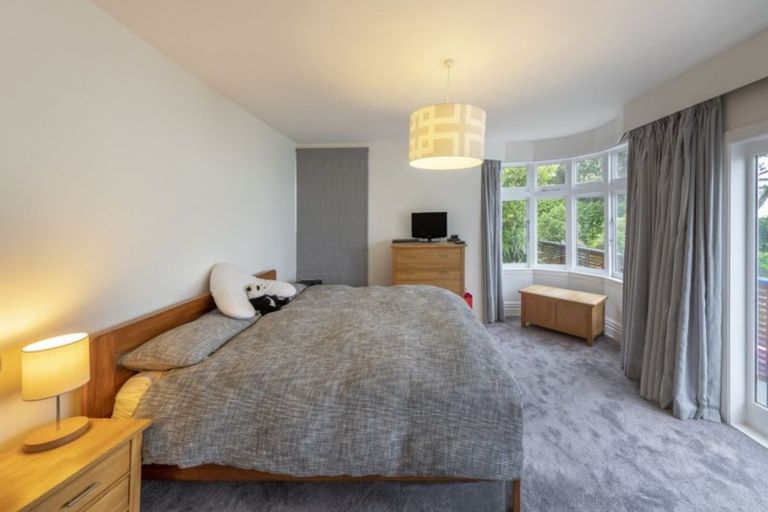 Photo of property in 38 Evans Bay Parade, Roseneath, Wellington, 6021