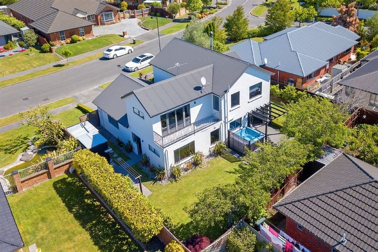 Photo of property in 57 Glasnevin Drive, Casebrook, Christchurch, 8051