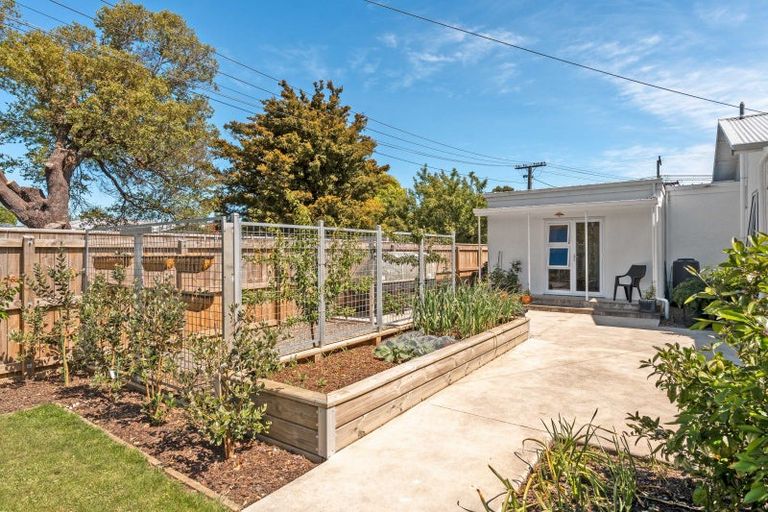 Photo of property in 23 Jellicoe Street, Greytown, 5712