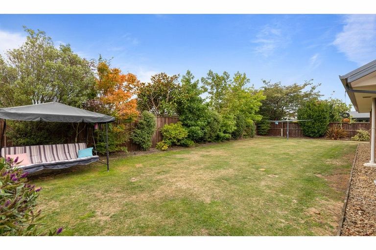 Photo of property in 10 Chesterfield Place, Rangiora, 7400