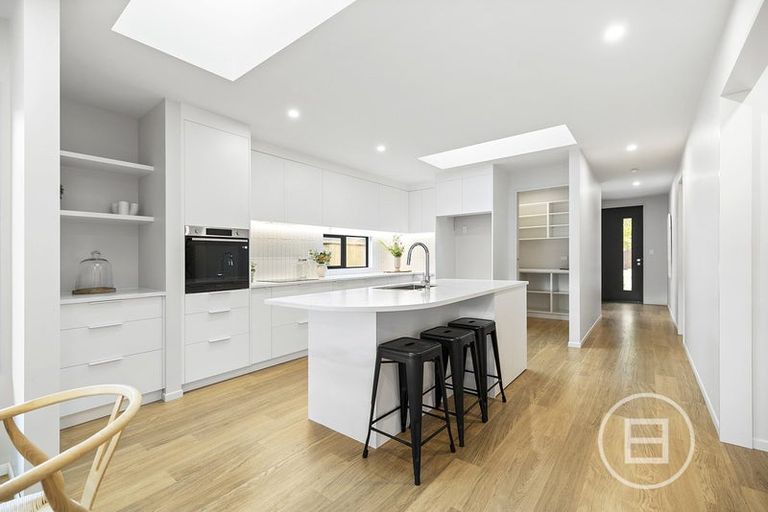 Photo of property in 22 Bale Road, Jacks Point, 9371