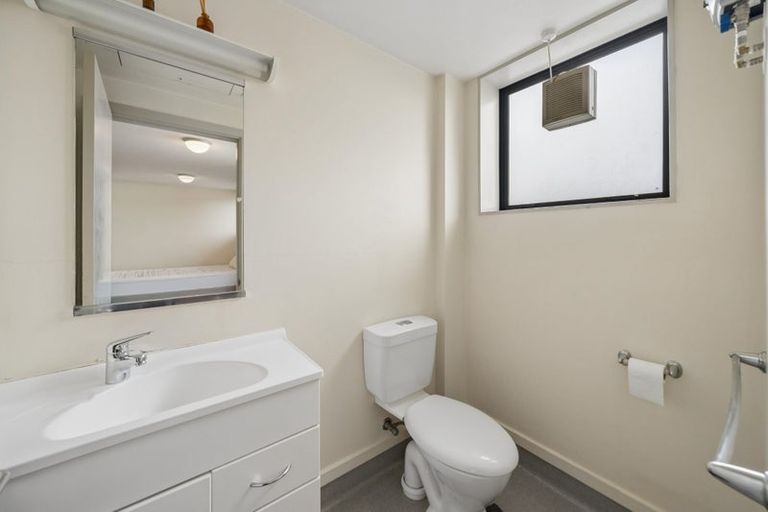 Photo of property in Southern Cross Apartments, 406/35 Abel Smith Street, Te Aro, Wellington, 6011