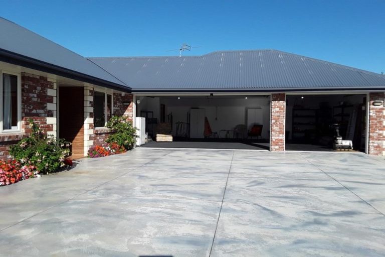 Photo of property in 61 Chesterfield Mews, Russley, Christchurch, 8042