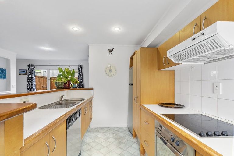 Photo of property in 4/14a Glenmore Street, Thorndon, Wellington, 6011