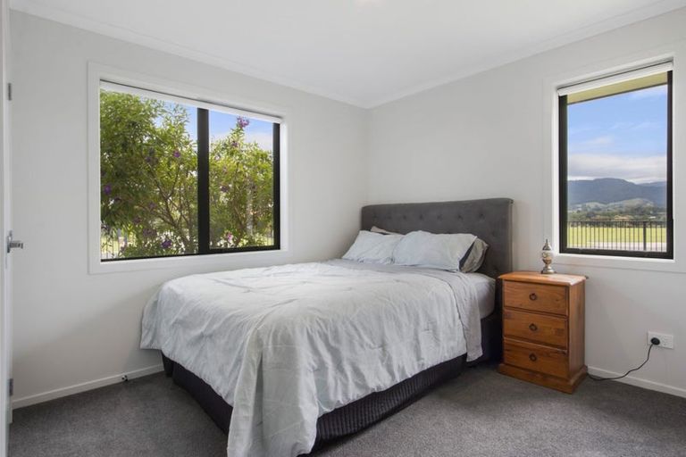 Photo of property in 14 Eastbank Drive, Katikati, 3129