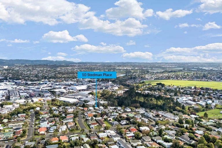 Photo of property in 10 Stedman Place, Avondale, Auckland, 0600