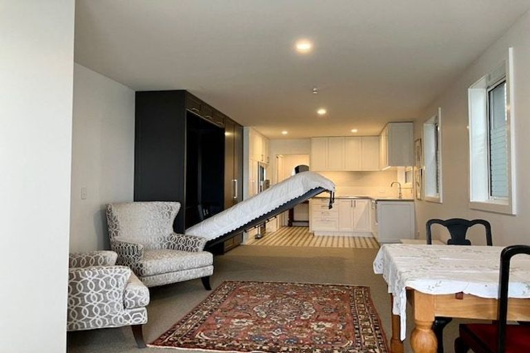 Photo of property in 129a Marine Parade, Mount Maunganui, 3116