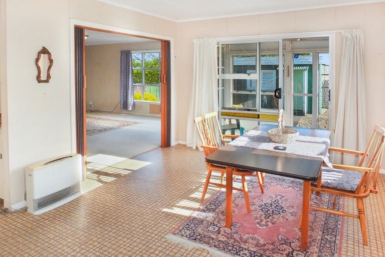 Photo of property in 3 Futter Street, Foxton, 4814