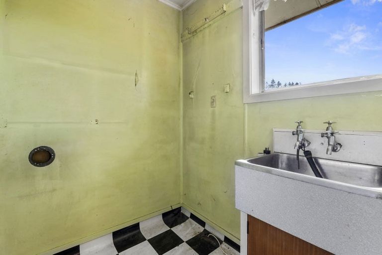 Photo of property in 5 Edward Street, Western Heights, Rotorua, 3015