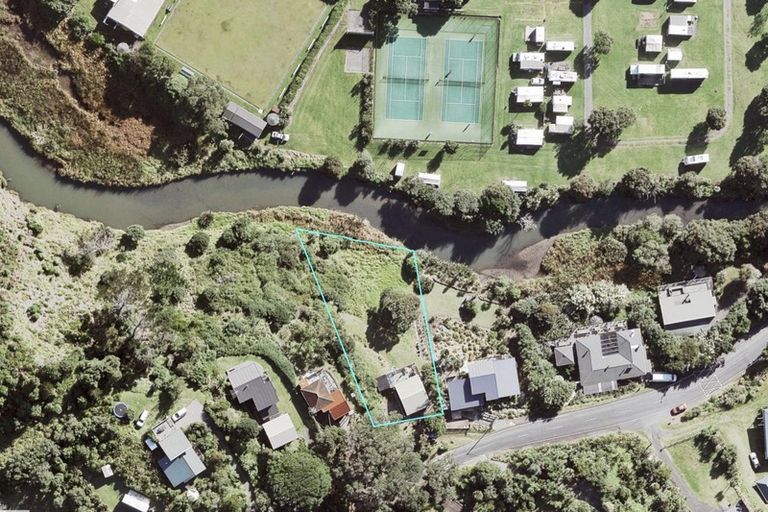 Photo of property in 7 Beach Valley Road, Piha, New Lynn, 0772