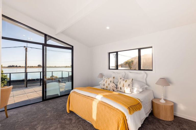 Photo of property in 212 Main Road, Moncks Bay, Christchurch, 8081