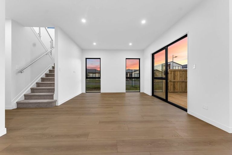 Photo of property in 14 Gertrude Cole Road, Clarks Beach, 2122