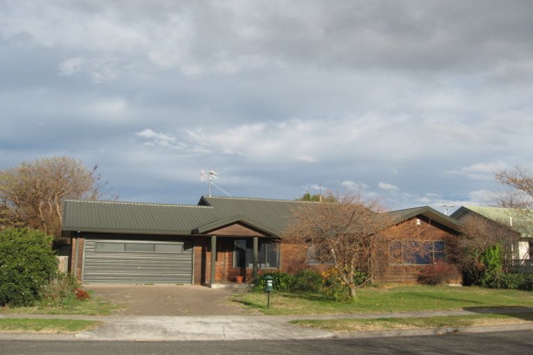 Photo of property in 55 Whiting Crescent, Greenmeadows, Napier, 4112