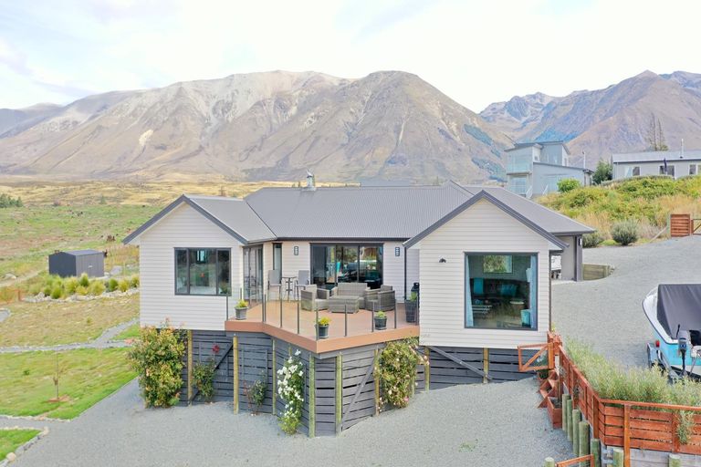 Photo of property in 98c Ohau Drive, Lake Ohau, Twizel, 9412