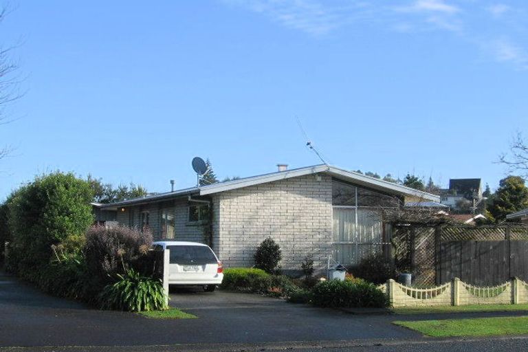 Photo of property in 42 Dalton Crescent, Dinsdale, Hamilton, 3204