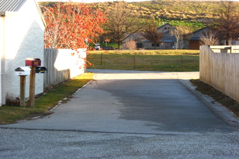 Photo of property in 11 Innes Place, Arrowtown, 9302