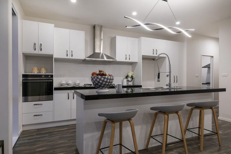 Photo of property in 29 Harvest Avenue, Orewa, 0931