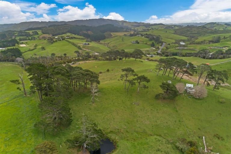 Photo of property in 868 Haruru Road, Wainui, 0873