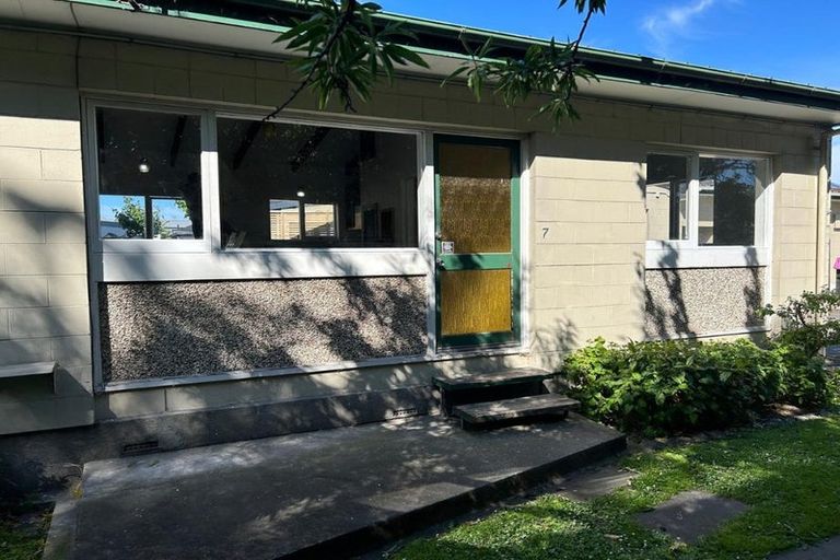 Photo of property in 8/23 Frederick Street, Waltham, Christchurch, 8011