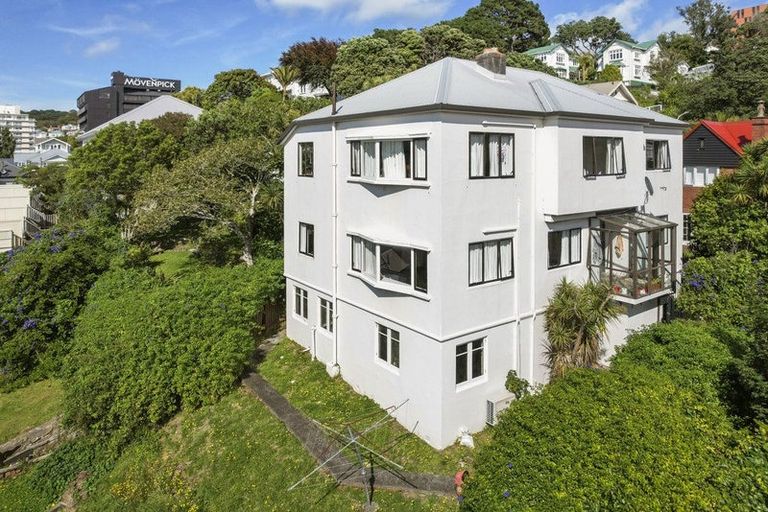 Photo of property in 325a The Terrace, Te Aro, Wellington, 6011