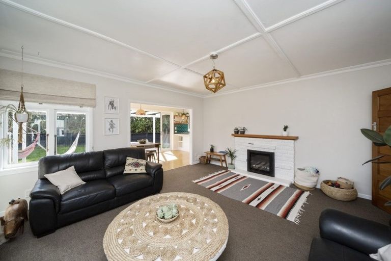 Photo of property in 388a Saint Aubyn Street, Moturoa, New Plymouth, 4310