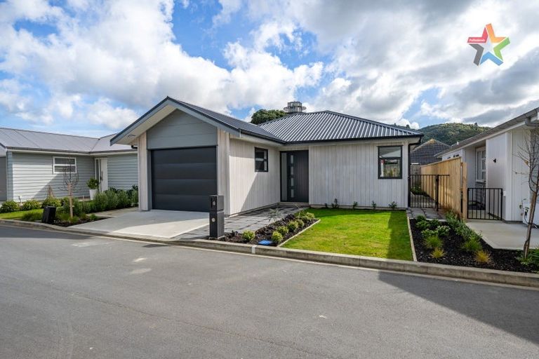 Photo of property in 10 Tarata Lane, Avalon, Lower Hutt, 5011
