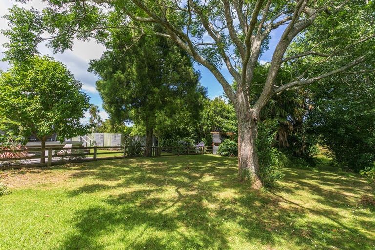 Photo of property in 381 Kapanga Road, Coromandel, 3506