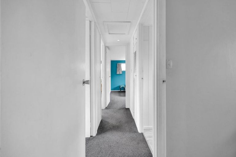 Photo of property in 1 Pohutukawa Drive, Opunake, 4616