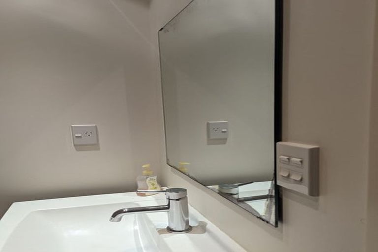 Photo of property in 2c Ford Street, Hamilton East, Hamilton, 3216