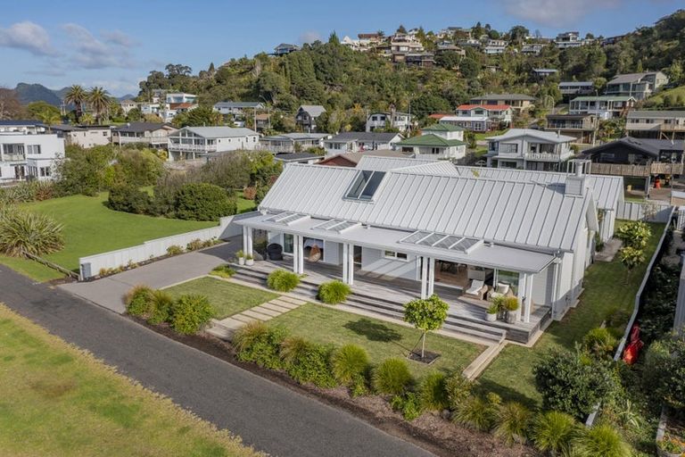 Photo of property in 14 Bay View Terrace, Tairua, 3508