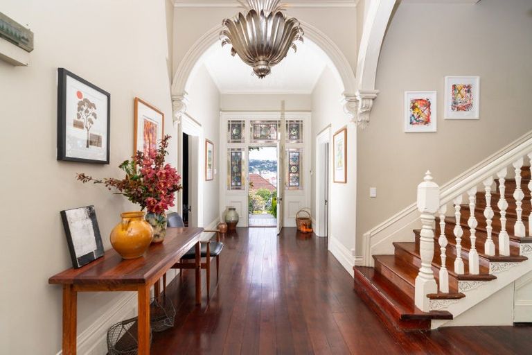 Photo of property in 91 Brougham Street, Mount Victoria, Wellington, 6011