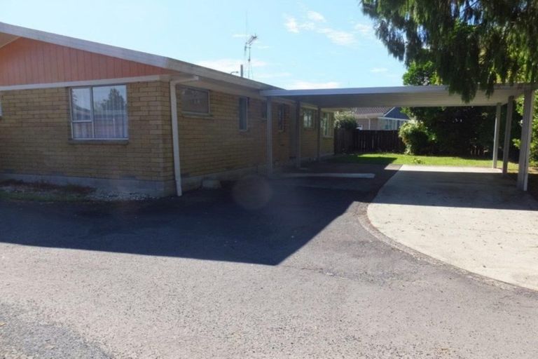 Photo of property in 80 Bremworth Avenue, Dinsdale, Hamilton, 3204