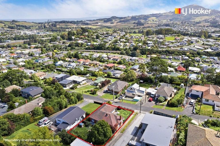 Photo of property in 35 Teignmouth Street, Abbotsford, Dunedin, 9018