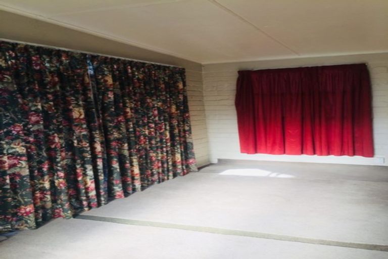 Photo of property in 11 Alfriston Road, Manurewa East, Auckland, 2102