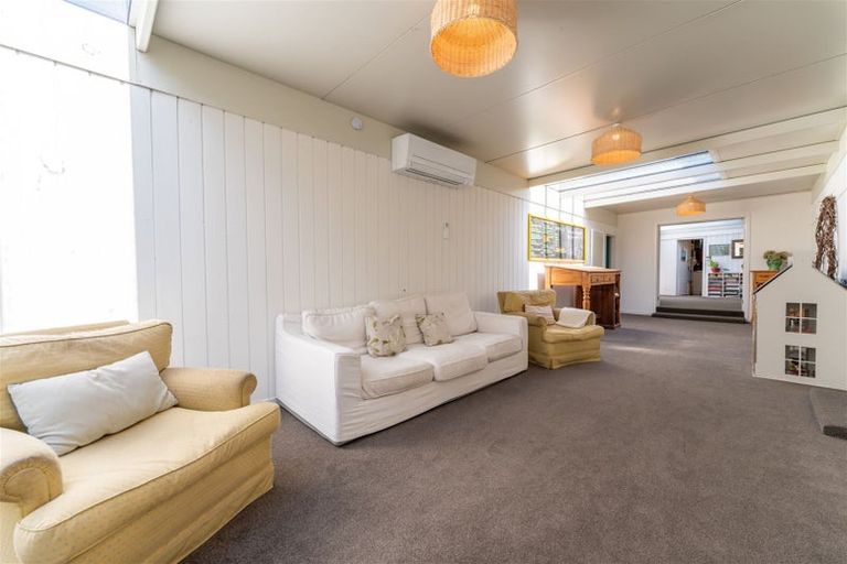 Photo of property in 23 Halstead Road, Pleasant Point, 7903