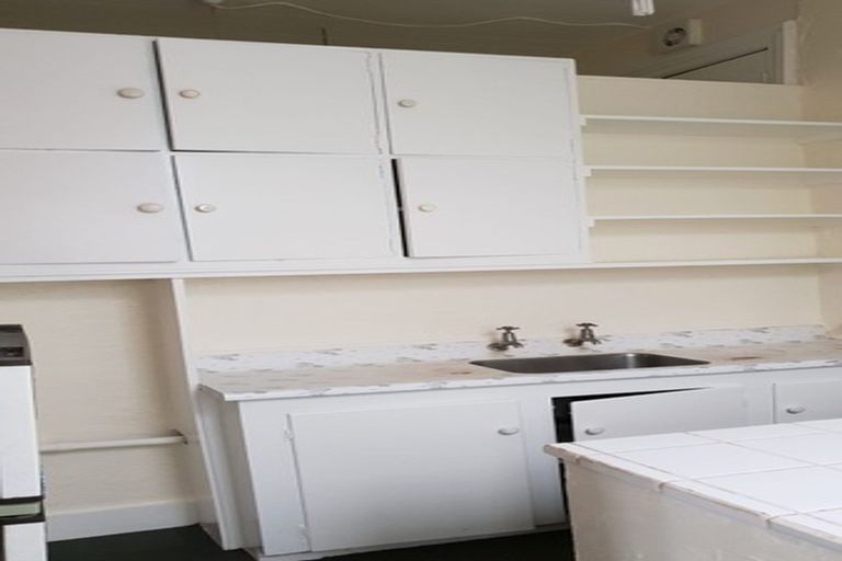 Photo of property in 302 Tinakori Road, Thorndon, Wellington, 6011