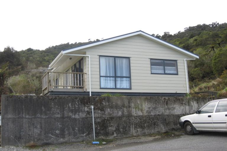 Photo of property in 23 Ashmore Avenue, Cobden, Greymouth, 7802