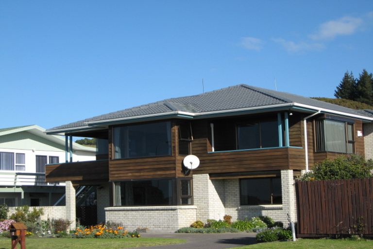 Photo of property in 8 Ocean Road, Ohope, 3121