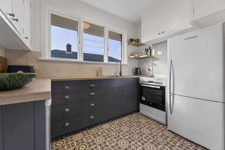 Photo of property in 6 Derwent Street, Helensburgh, Dunedin, 9010