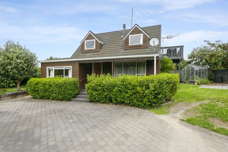 Photo of property in 1 Green Place, Richmond Heights, Taupo, 3330