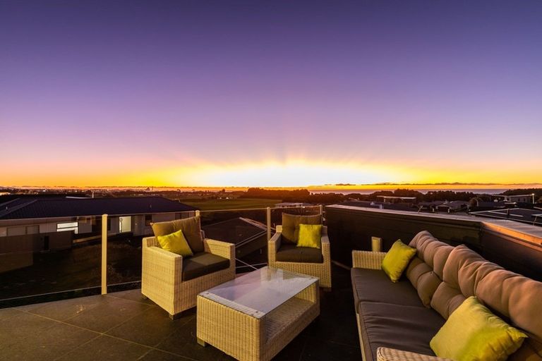 Photo of property in 6 Sunset Street, Bell Block, New Plymouth, 4312