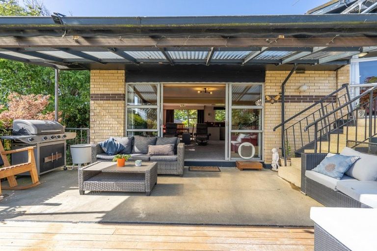 Photo of property in 18 Bullar Street, Grasmere, Invercargill, 9810