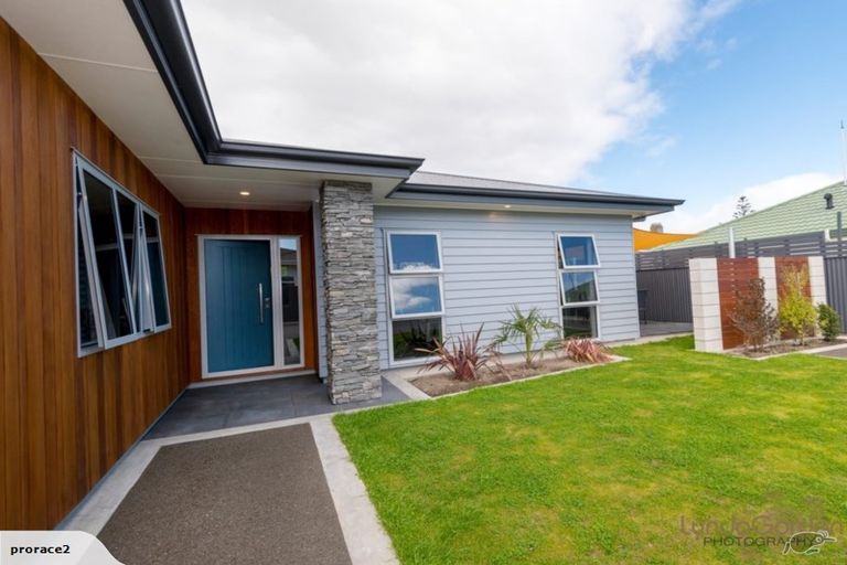 Photo of property in 73a Meeanee Road, Taradale, Napier, 4112