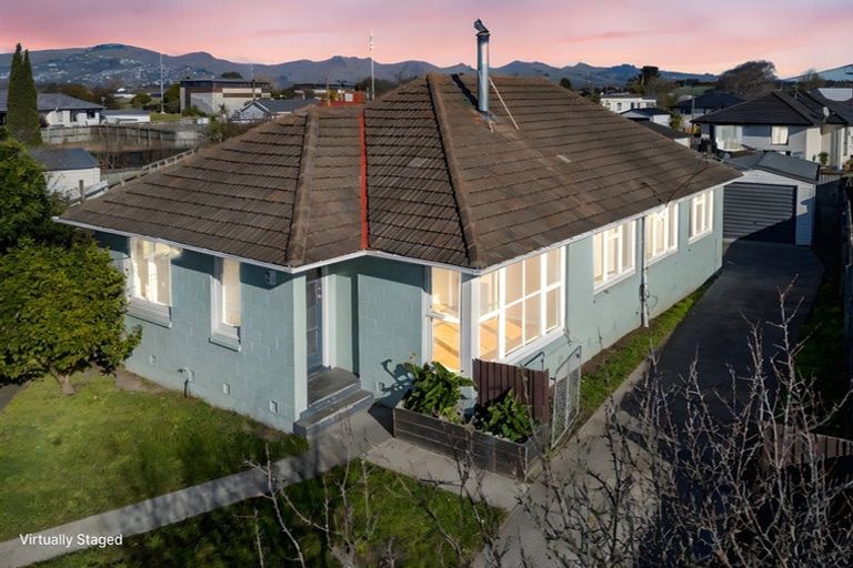 Photo of property in 6 Netley Place, Aranui, Christchurch, 8061