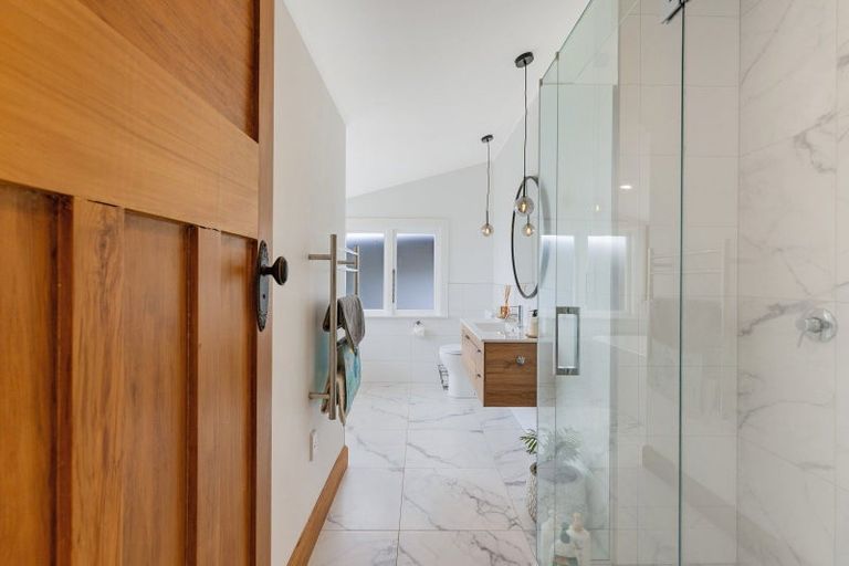 Photo of property in 2 Alma Place, Milson, Palmerston North, 4414